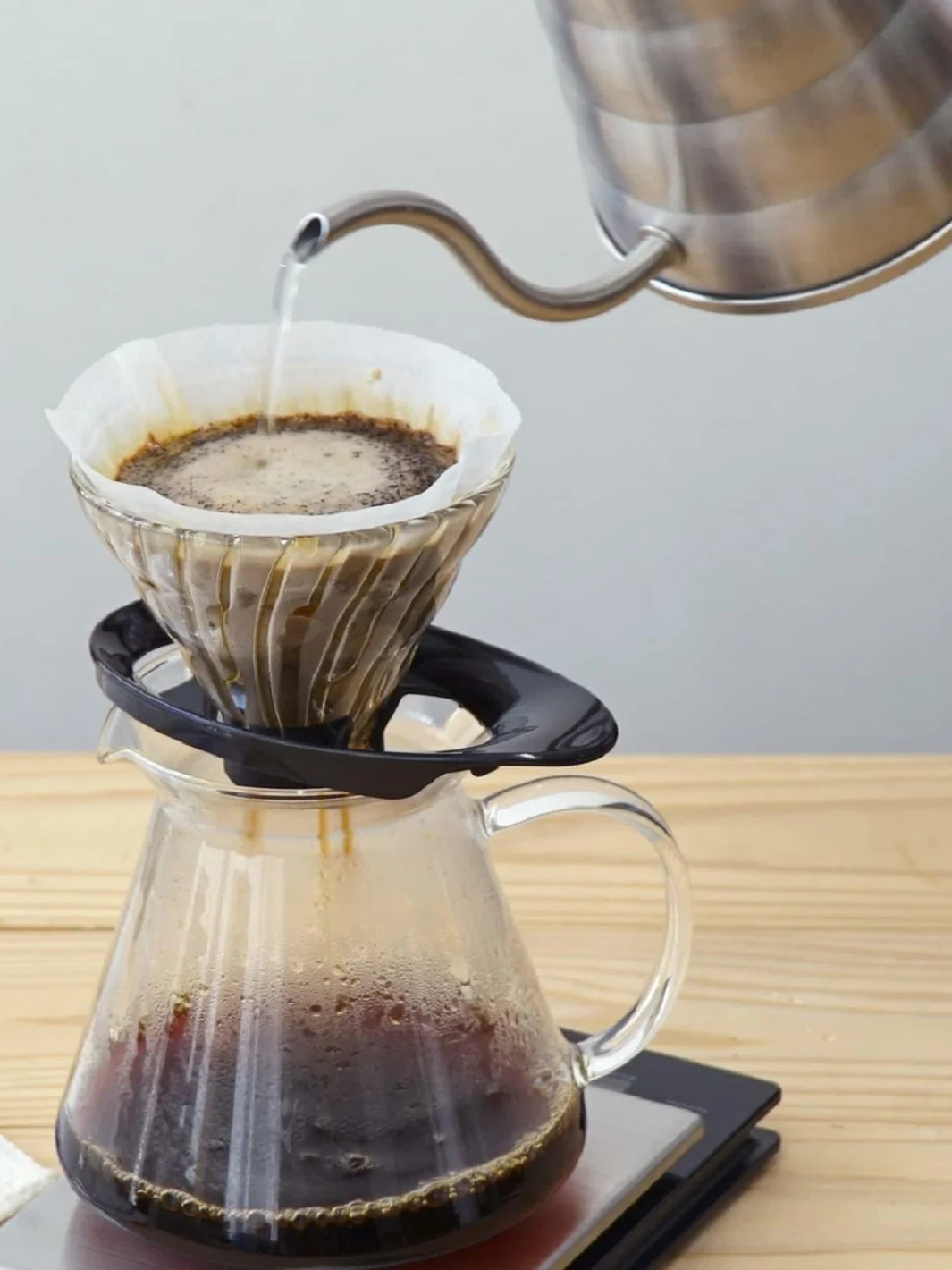 HARIO V60-02 Dripper (Glass) - Image 2